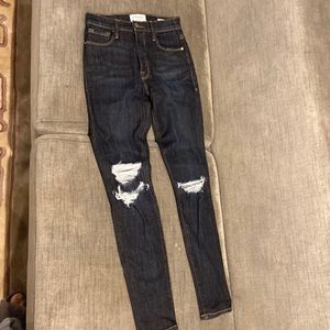 Frame denim high waist jean with rips